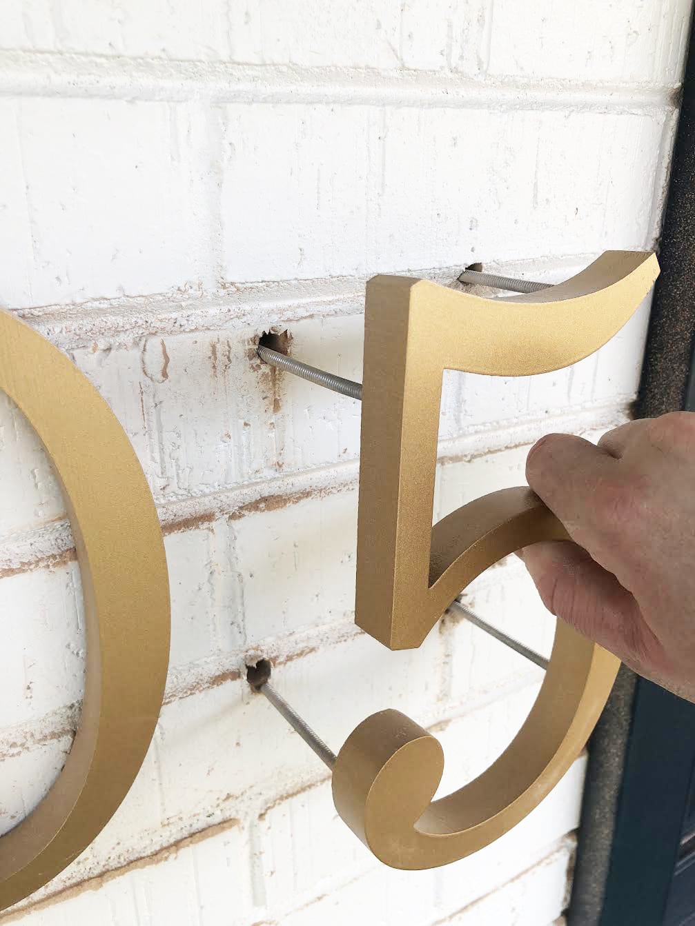 how to install numbers on your front porch