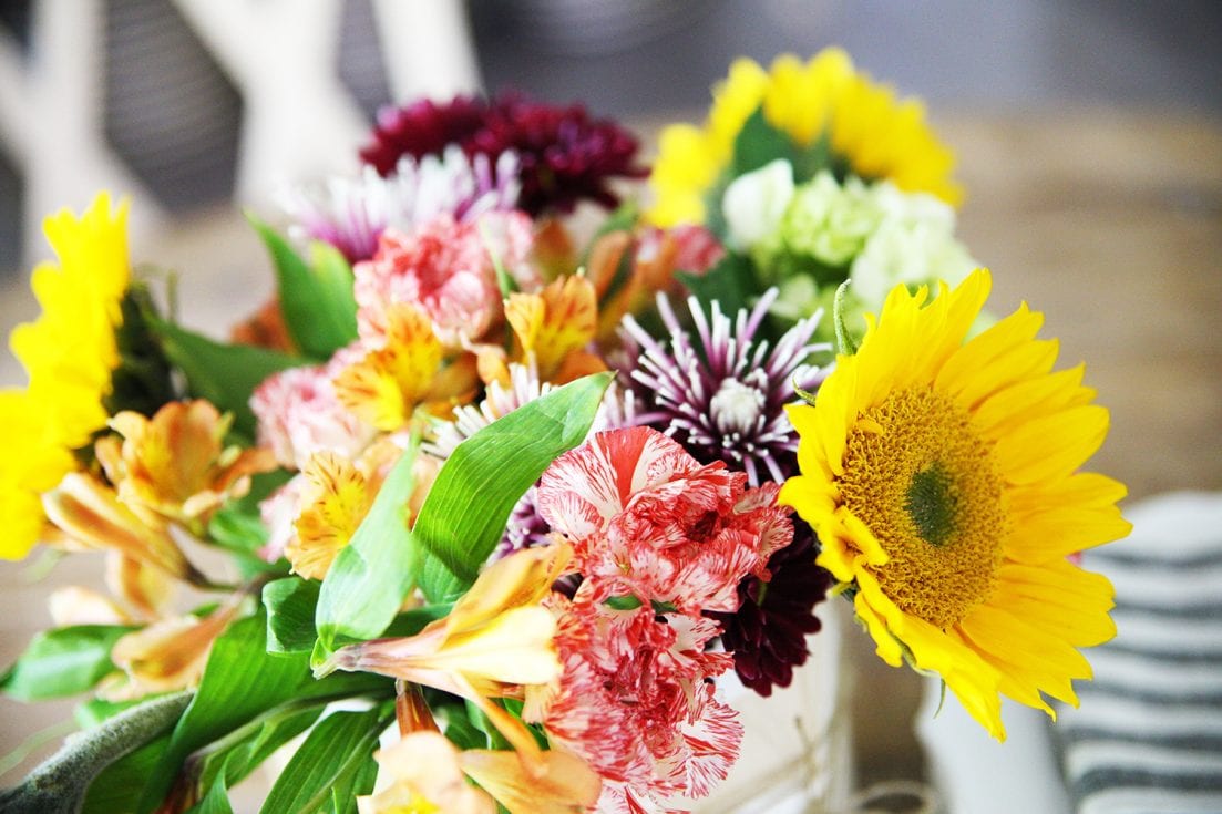 make a simple centerpiece