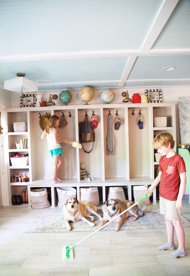 shed happens – swiffer helps