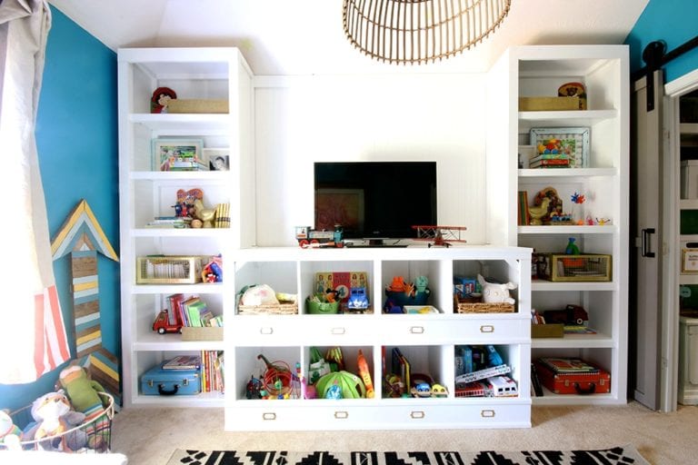 coffee talk: how to choose throw pillows and shelving
