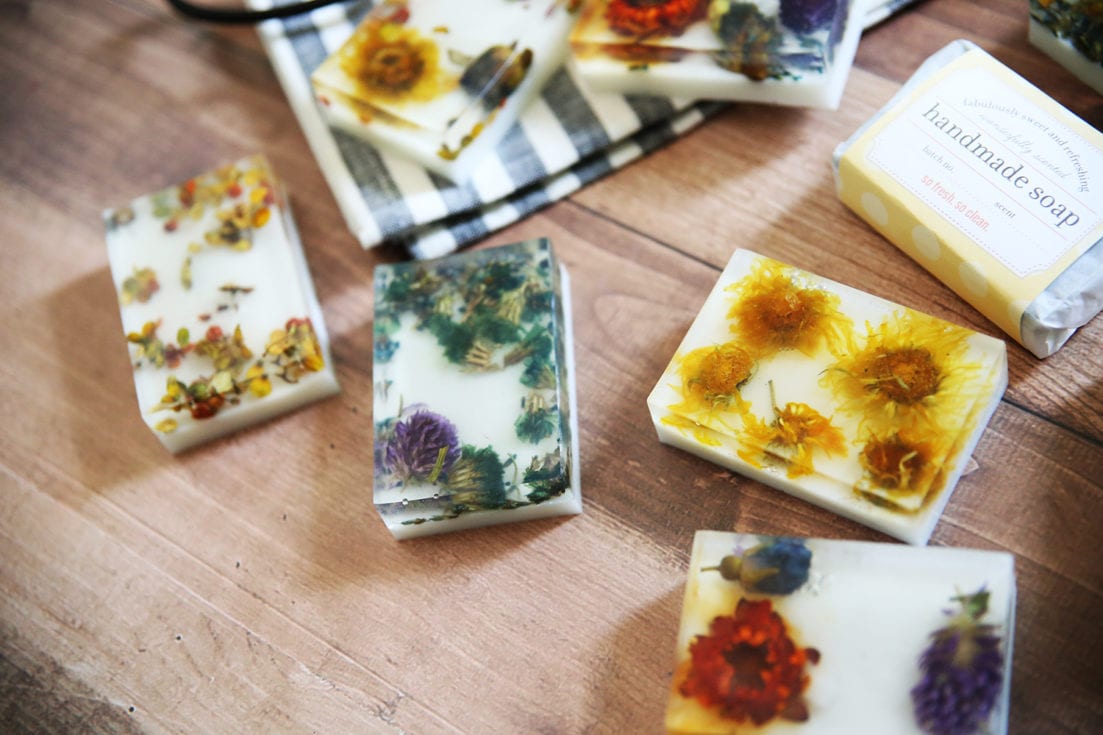 how to make pressed flower soap