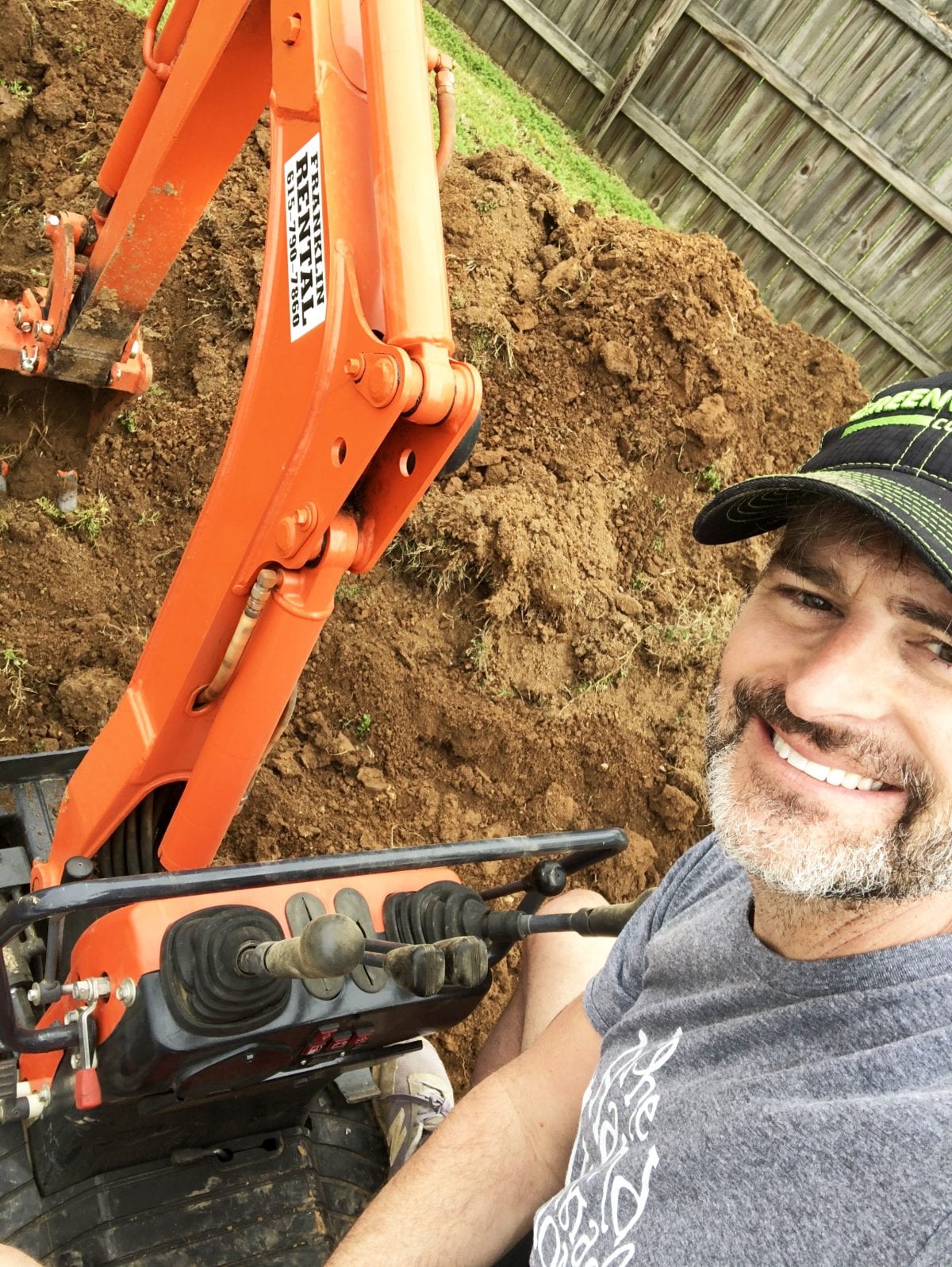 how to dig a patio paver