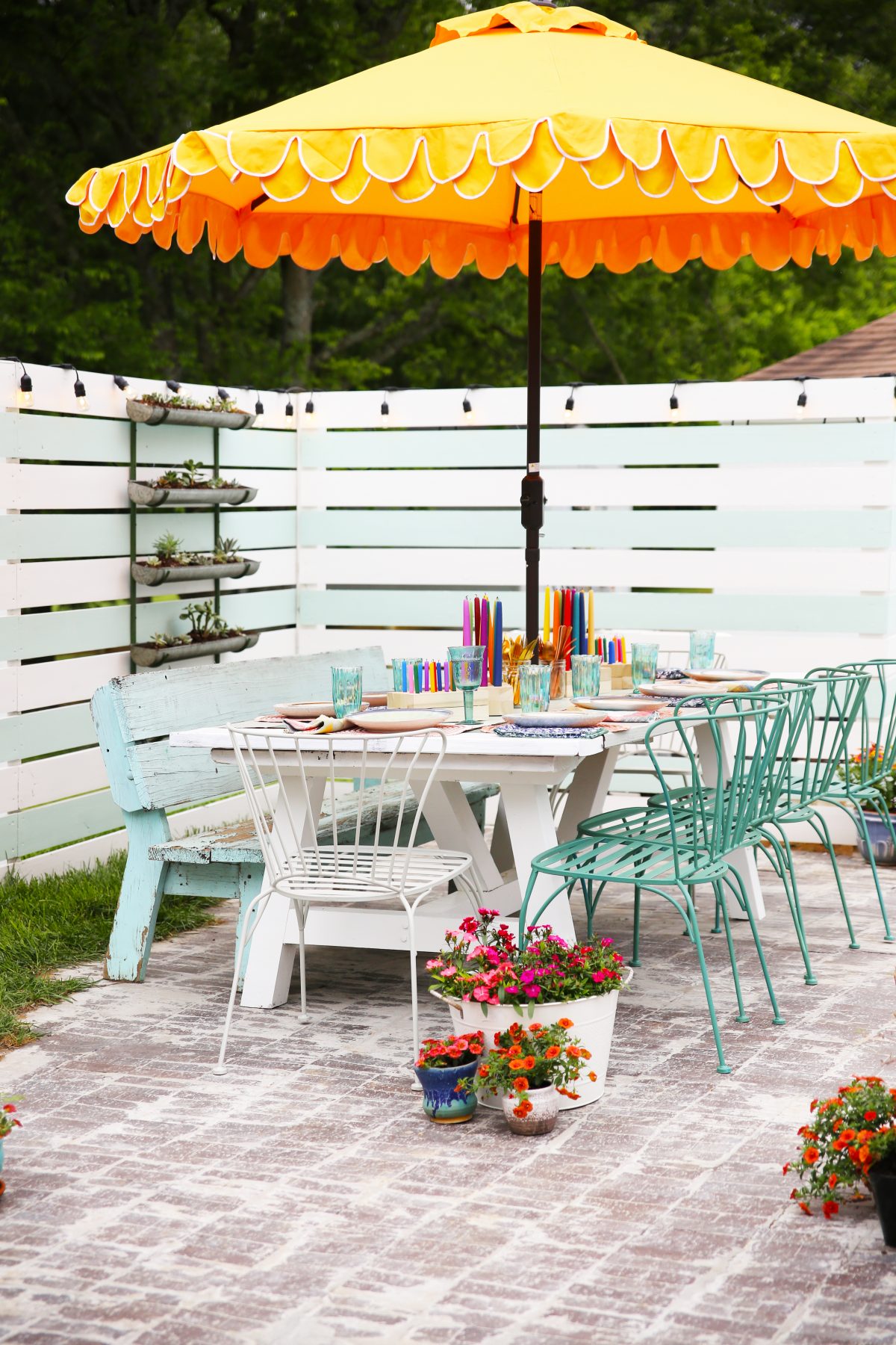 how to lay and age a brick patio