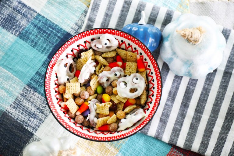 spooky halloween snack mix