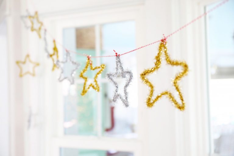 tinsel star garland