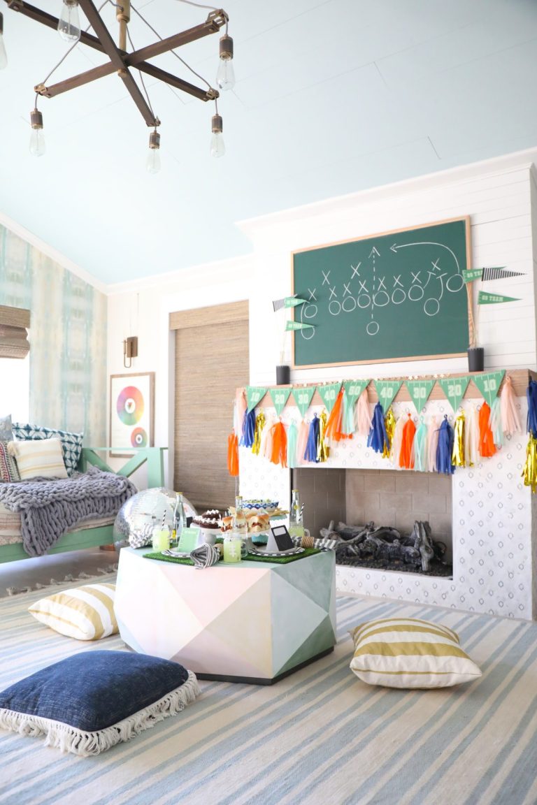 super bowl party {tailgate party}