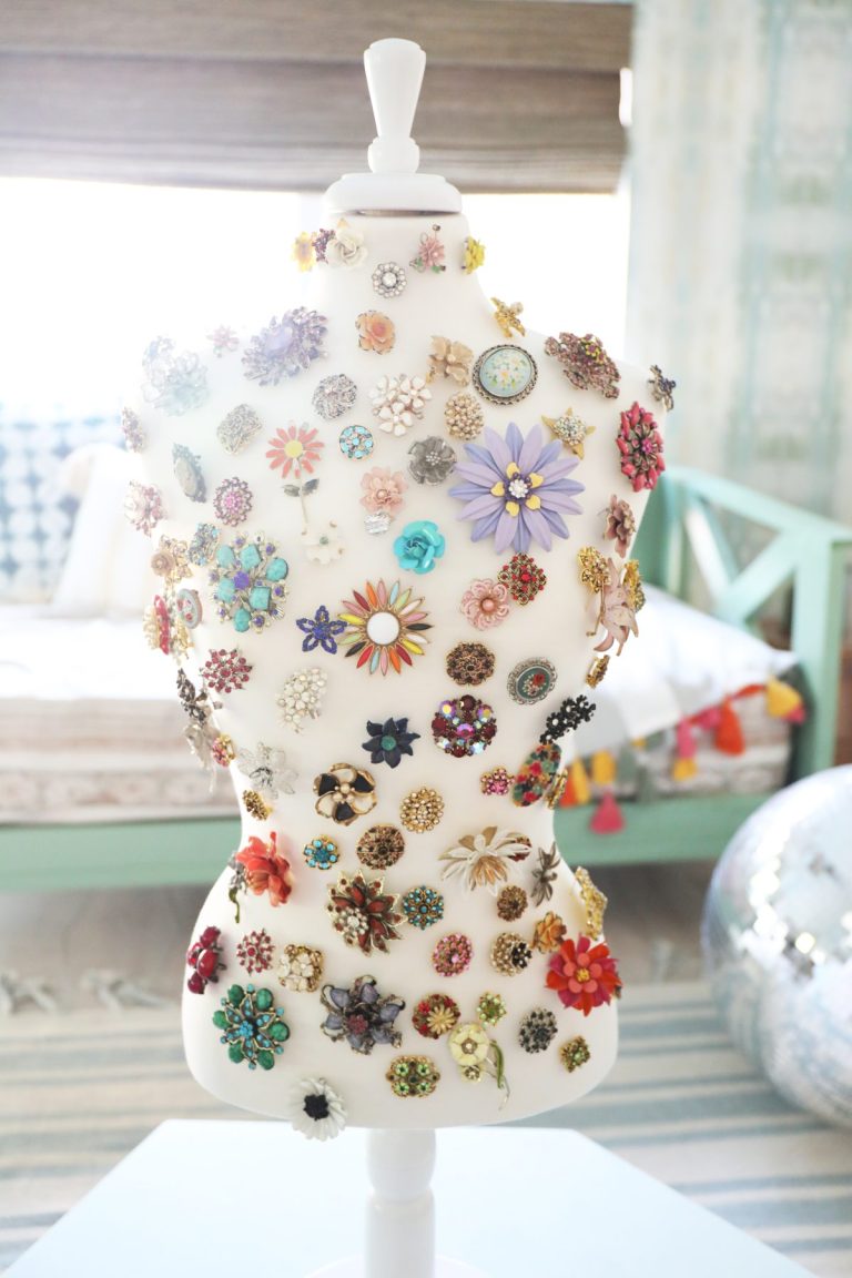 trend alert: brooches
