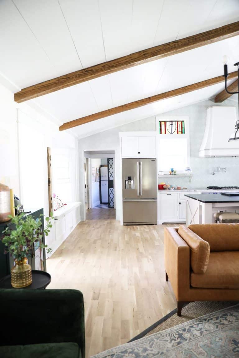 5 smart additions for a laundry room space