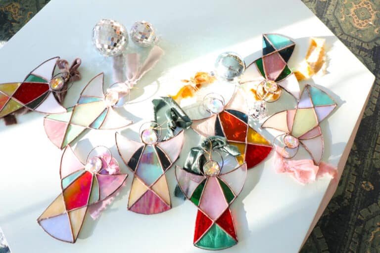 stained glass angel ornaments {and a free pattern!}
